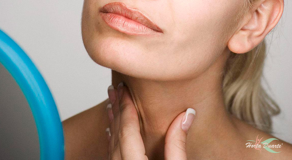 Tech Lines: Como as Rugas no Pescoço Estão Relacionadas ao Uso da Tecnologia